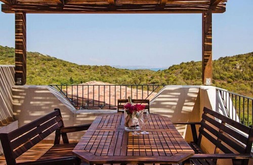 Baja Sardinia Apartment | Apartment in Golfo Aranci with elevator