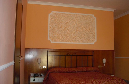 Pozzuoli Hotel | DH Hotel