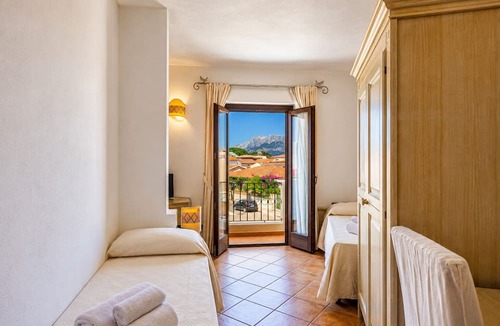 Porto San Paolo Hotel | Hotel Il Faro di Molara