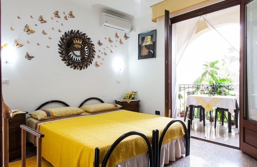 Torre Grande House | Affittacamere Acquamarina