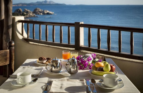 Baja Sardinia Hotel | Club Hotel