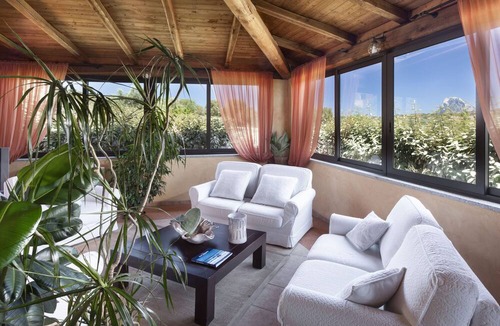Porto Taverna Hotel | Relais Fenicottero Rosa