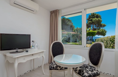 Pittulongu Hotel | The Pelican Beach Resort & SPA - Adults Only