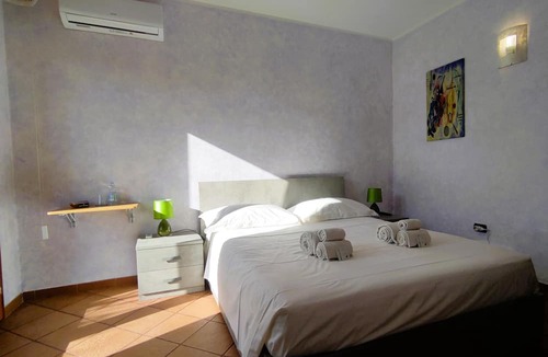 Ossi Bed & Breakfast | La Grotta Delle Fate