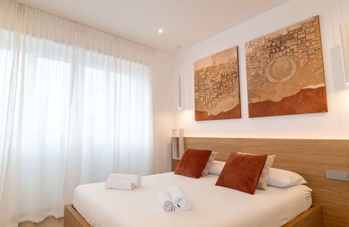 Oristano Historic Centre House | Galleria Roma Art Guesthouse