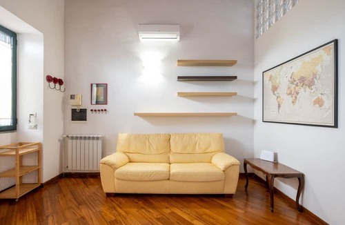 Careggi Rifredi Apartment | GuestHost - Comfortable 55 sqm apartment, located on the ground floor of a renovated period building, for 4 people. The accommodation is located in a residential area, equipped with all the main services and well connected to the historic centre, which c