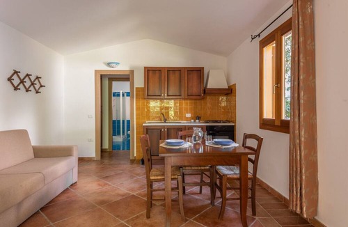 Tanaunella House | Residence BouganVillage