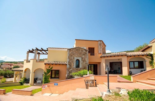 Maiorca House | Albergo Residenziale Li Troni