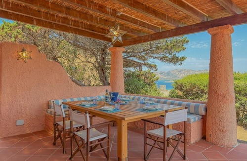 La Pelosa Villa | Exclusive Villa Overlooking La Pelosa Beach