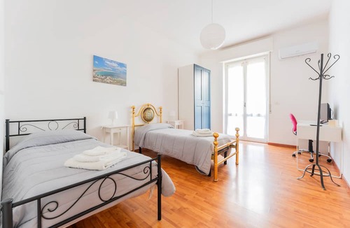 Province of Cagliari Apartment | 'Dante House' Apartment in the centre ideal for groups