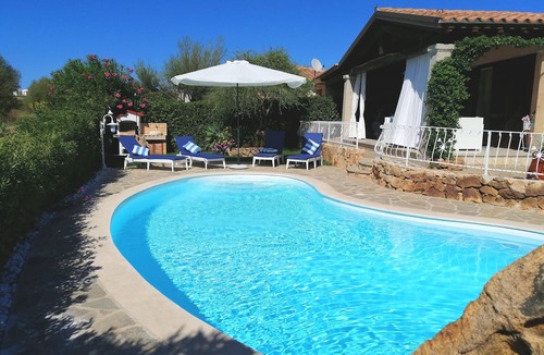 Tanaunella Villa | Villa Liberty Sardinia 🏊‍♂️Private Pool 🌊Close to the Sea 🪴Private Garden