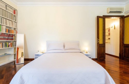 Cagliari Apartment | Apartment 'Amita' with Wi-Fi and Air Conditioning