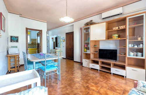 Lido Apartment | Apartment 'B12' with Private Terrace and Balcony