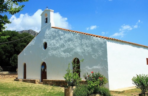 Lotzorai Apartment | Villa Juniper, only 240mt from the sandy beach!