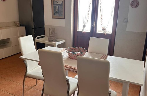 Porto Alabe Villa | Villa Lorecla, for a relaxing vacation a stone's throw from the sea