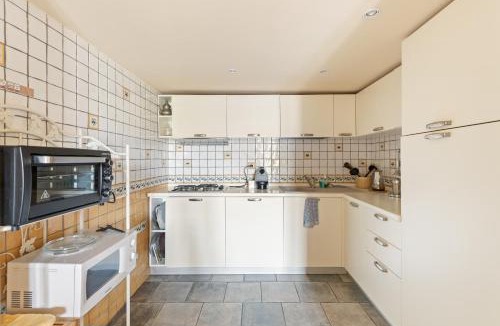 Bosa Historic Centre Apartment | Le Residenze In Piazza