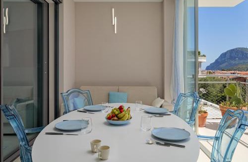 Golfo Aranci Apartment | Pascoli Suite - by And Service