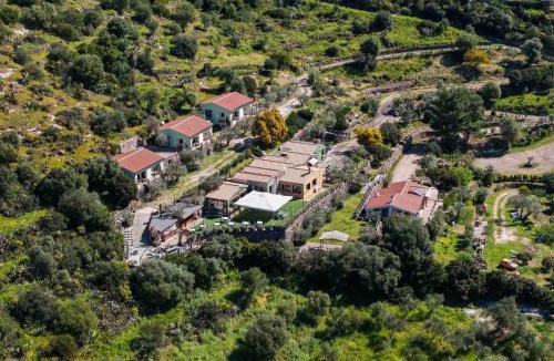 Bosa Hotel | Giardini Malaspina