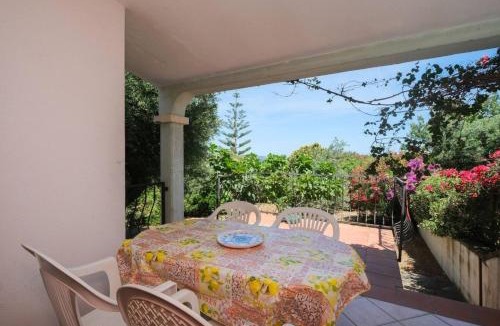 Tanaunella House | Casa con grande giardino vista sul mare di Budoni