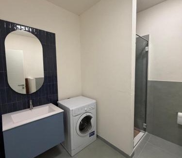 Mombaroccio Apartment | Trilocale Moderno tra le Colline - 15 min Fano