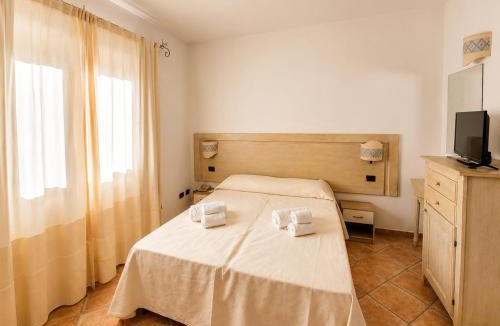 Porto San Paolo Hotel | Hotel il Faro di Molara
