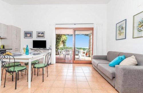 Cannigione Apartment | Villa Laura - Happy Rentals