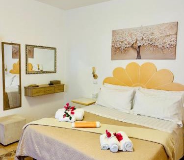 Porto Pozzo House | Le Petite Suite