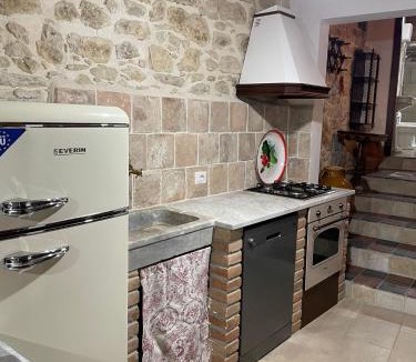 Gonnosno Apartment | Casa tipica sarda