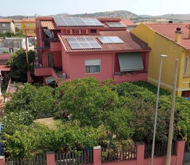 Sardara Bed & Breakfast | Corona Bed & Breakfast