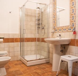 Iglesias Historic Centre House | La Babbajola