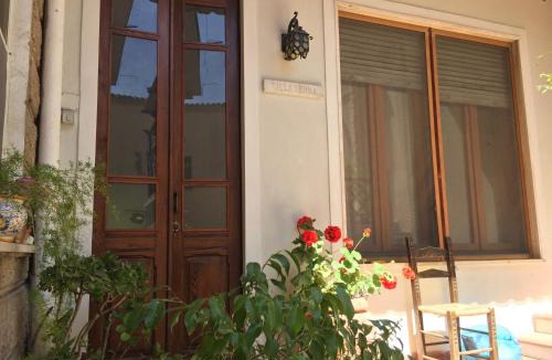 Oristano Historic Centre Bed & Breakfast | Villa Serra B&B iun E6769