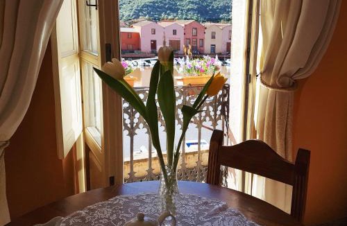 Bosa Historic Centre Hotel | Corte Fiorita Albergo Diffuso