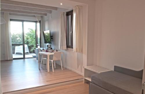 Oristano Historic Centre House | Four Rooms Guesthouse