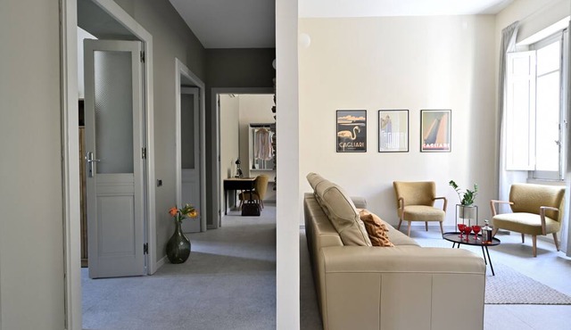 Cagliari City Center Luxury Apartment!