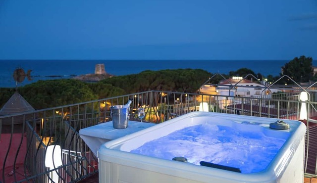 Aparthotel Domus De Janas Sul Mare
