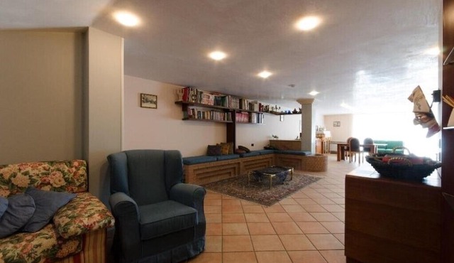 Vrbo Property in Aquaviva Picena