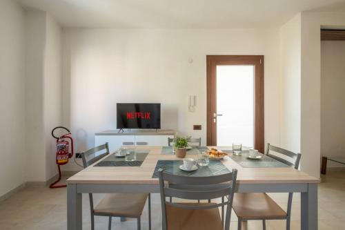Sunset Lounge Stay - Spiaggia del Poetto 5min & Terrazza