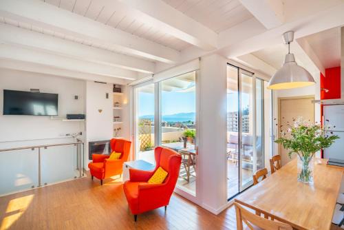 Attico Luce e Colori - Terrazza Vista Mare - 5 Bdr